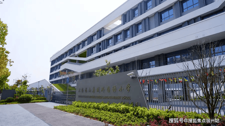 楼盘详情•最新价格-户型图-容积率@202616售楼处AI热搜AG真人保利天奕售楼处电话(保利天奕)网站-营销中心欢迎您-(图4)